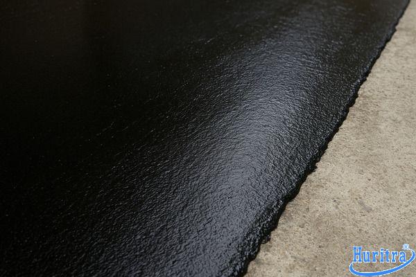 Lớp nhựa đường chống thấm bám dính chắc trên bề mặt bê tông