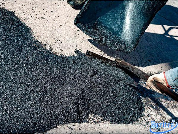 Định mức nhựa đường là chỉ số quy định lượng nhựa đường cần thiết để hoàn thành một đơn vị khối lượng công việc xây dựng