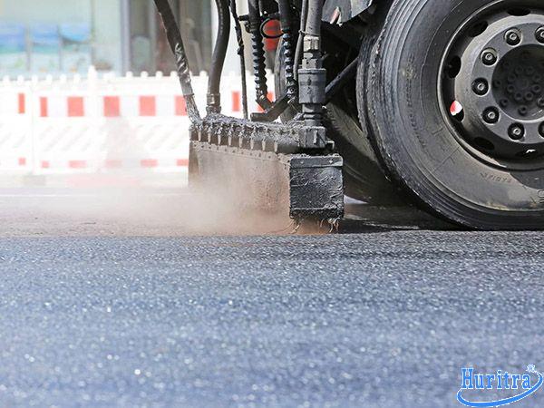 máy phun nhựa đường